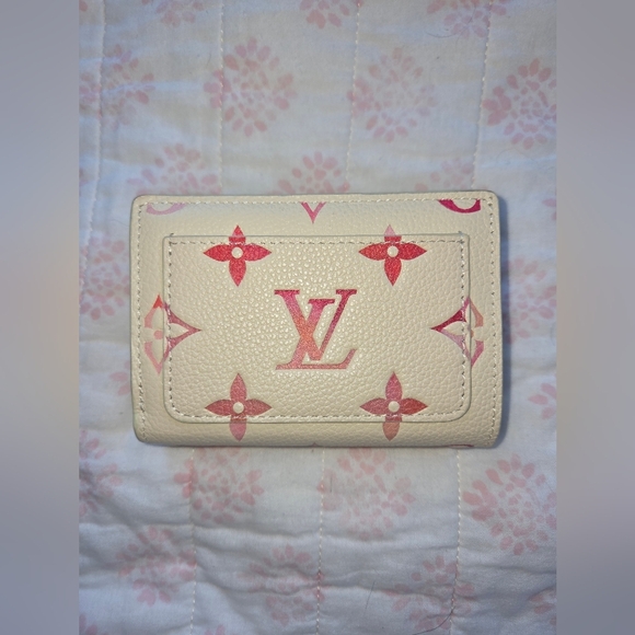 Wallet - Picture 1 of 3